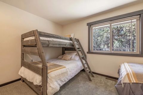 Tiny photo for 1605 Shenandoah Way, Big Bear Lake, CA 92314 (MLS # IG25245860)