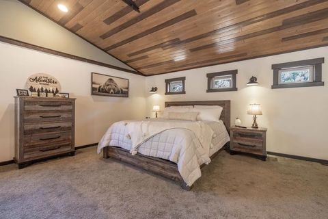 Tiny photo for 1605 Shenandoah Way, Big Bear Lake, CA 92314 (MLS # IG25245860)
