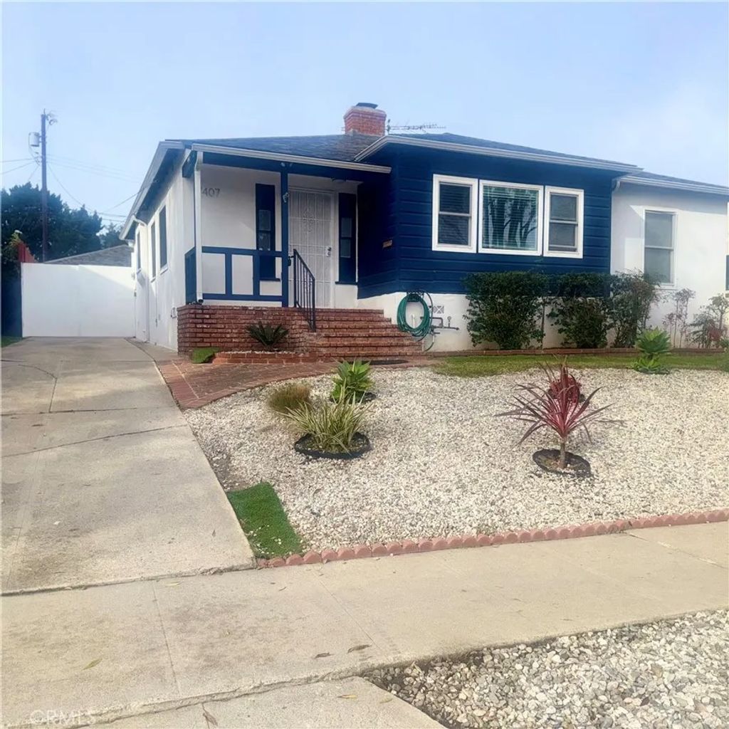 Photo of 7407 Dunfield, Los Angeles, CA 90045 (MLS # IN26011500)