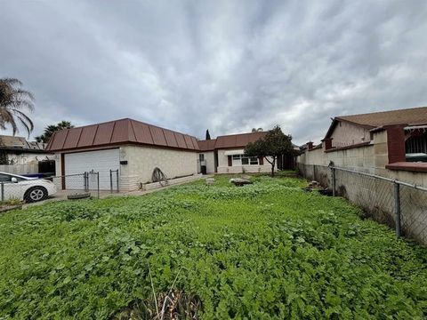 734 North Midway Drive Escondido CA 92027