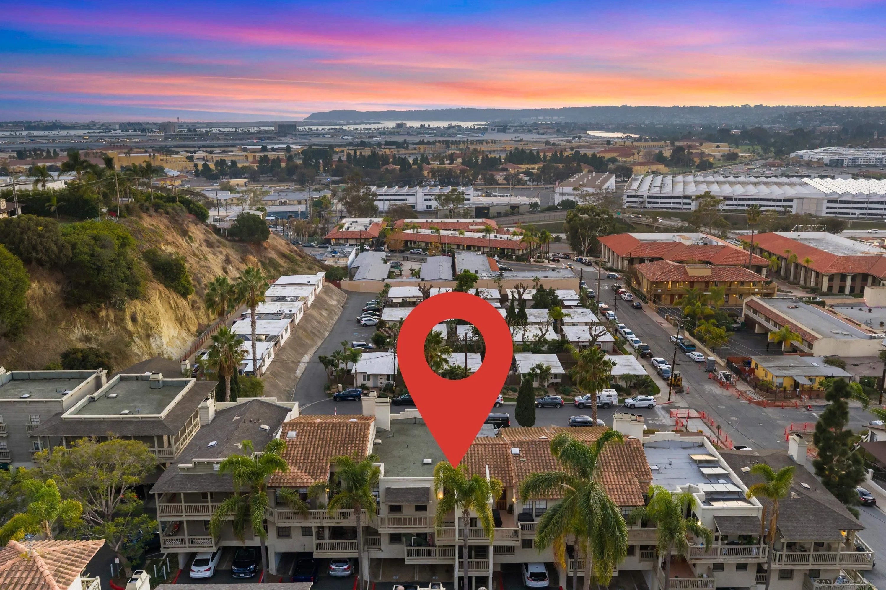 3961 Hortensia St H4