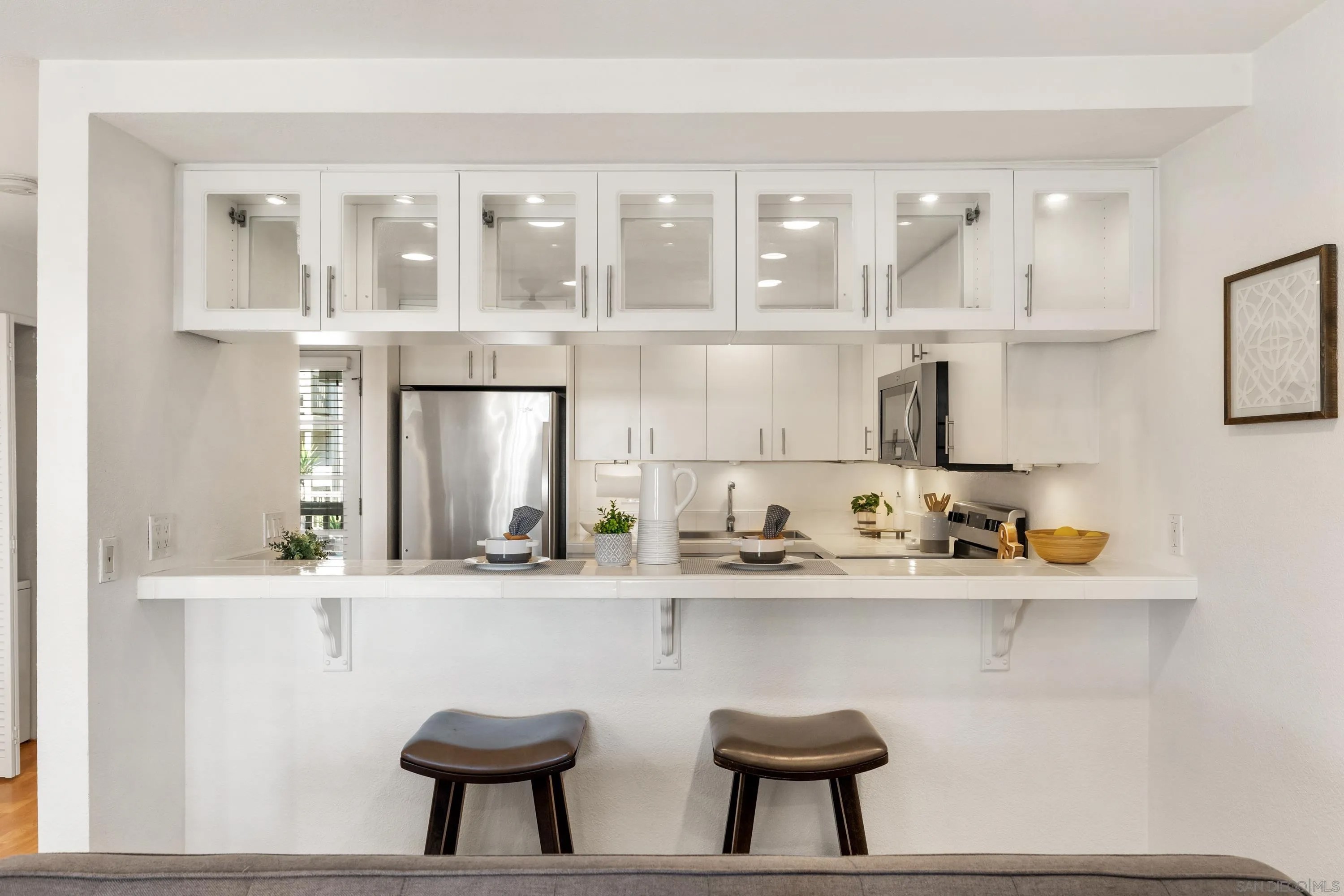 3961 Hortensia St H4