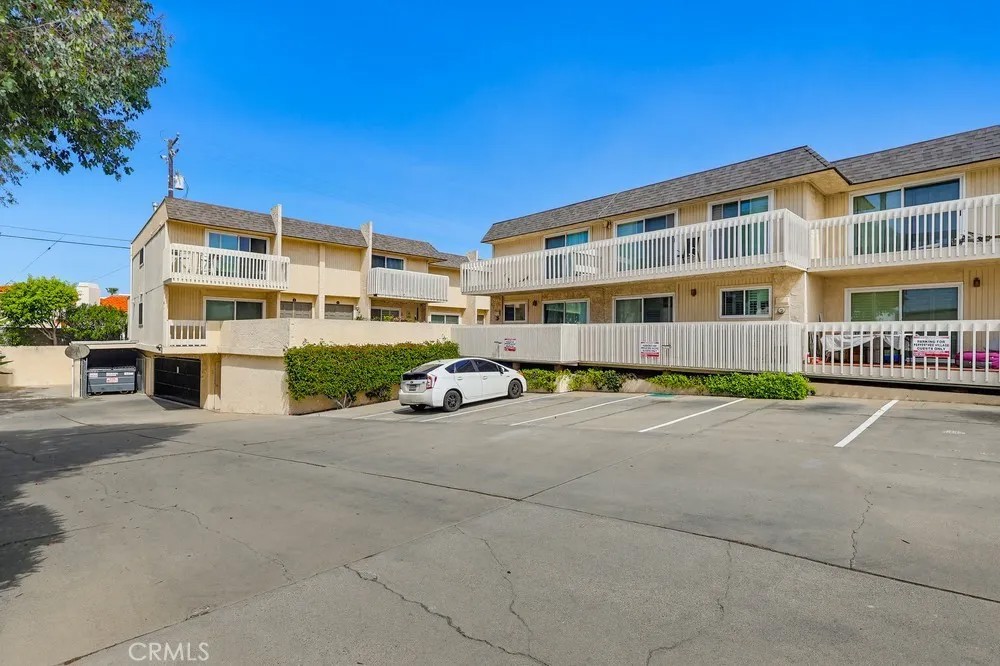 1200 Opal Street 13
