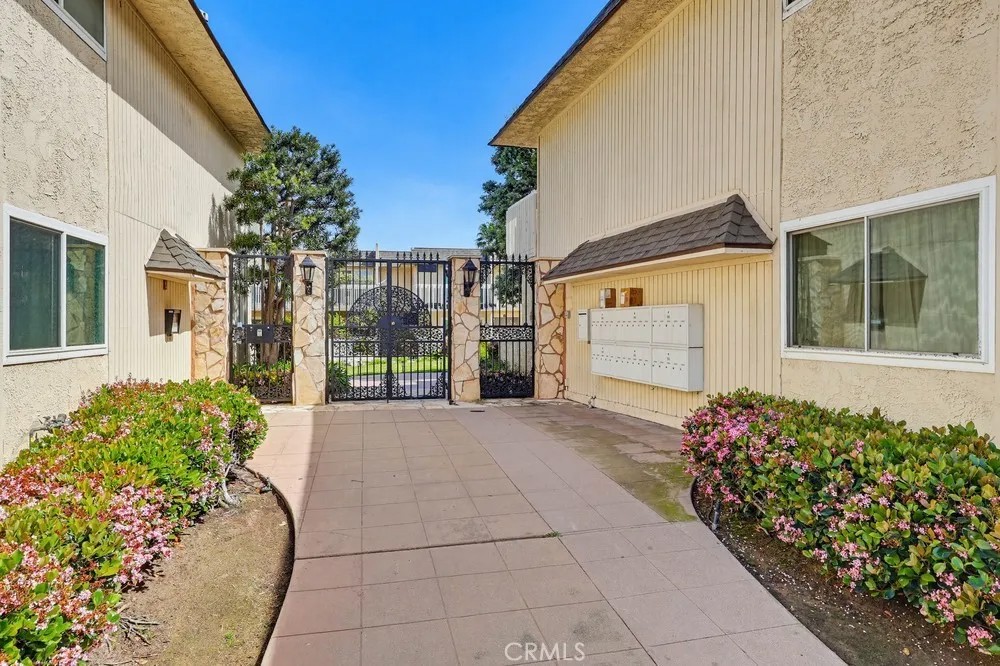 1200 Opal Street 13