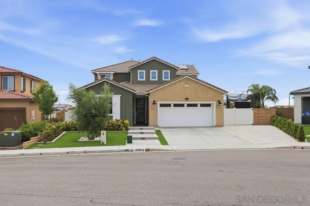 Photo of 30814 Yellow Poplar, Menifee, CA 92584 (MLS # 260011978)