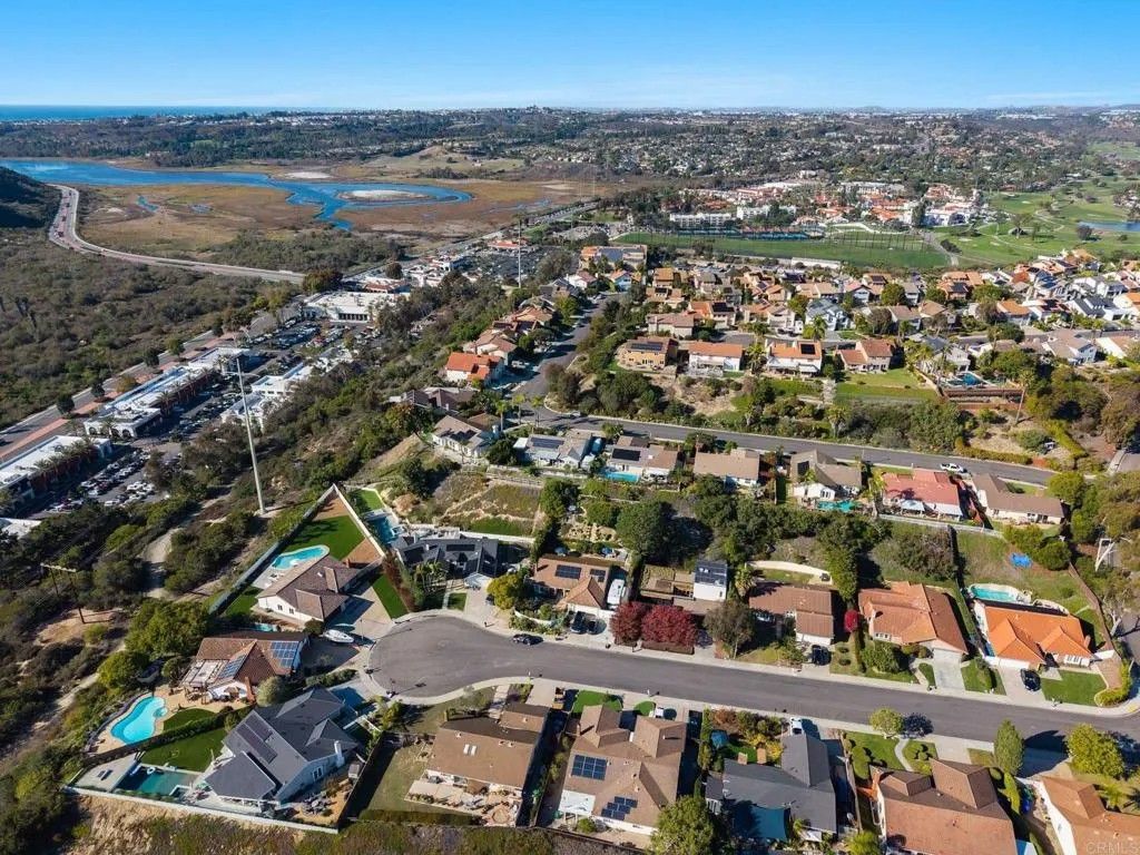 Photo of 2002 Ladera Court, Carlsbad, CA 92009 (MLS # NDP2510984)