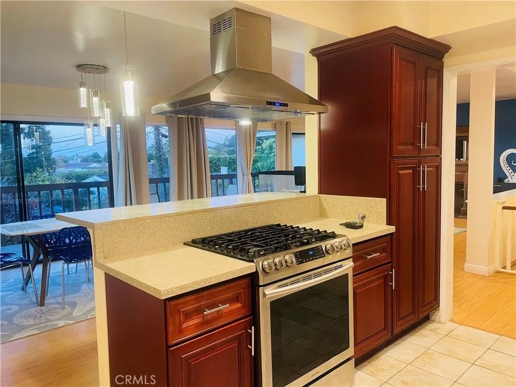 Photo of 705 Yarmouth Road, Palos Verdes Estates, CA 90274 (MLS # SB25238886)
