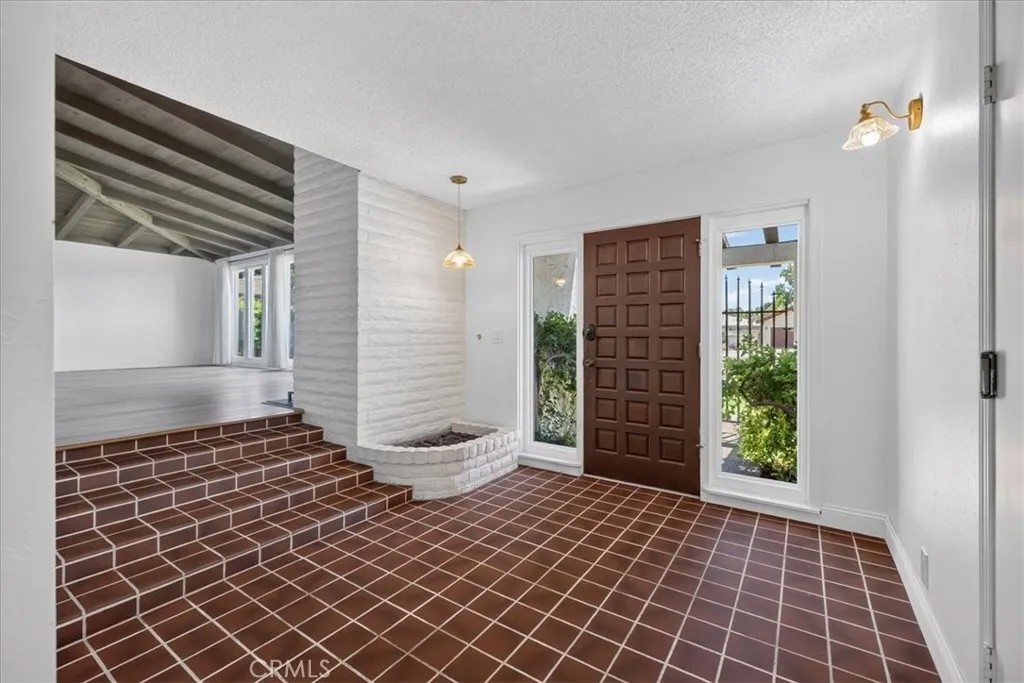 3 Pinecrest