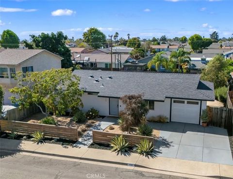 Photo of 711 Paul Pl, Arroyo Grande, CA 93420 (MLS # SC25231684)