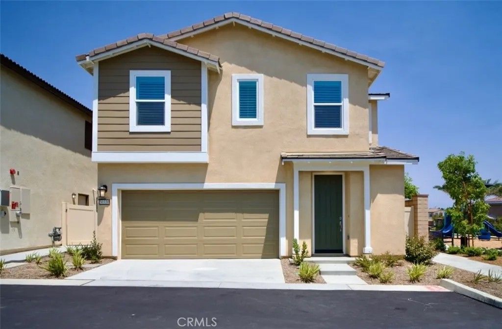 Photo of 30330 Spineflower Street, Murrieta, CA 92563 (MLS # CV25183438)