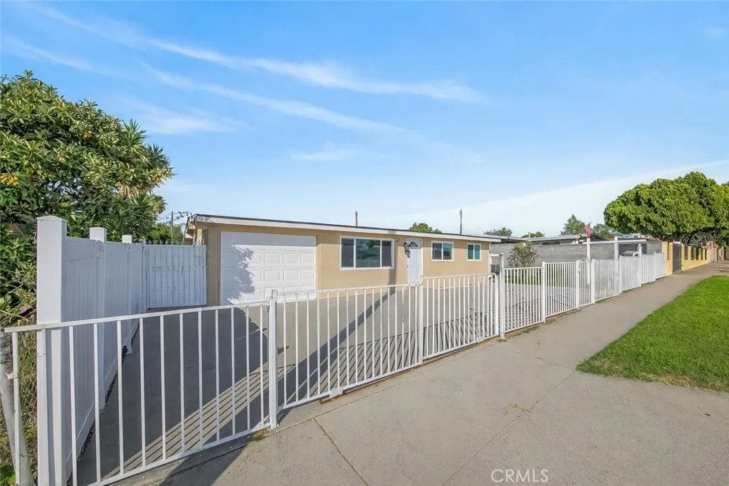 17437 Northam