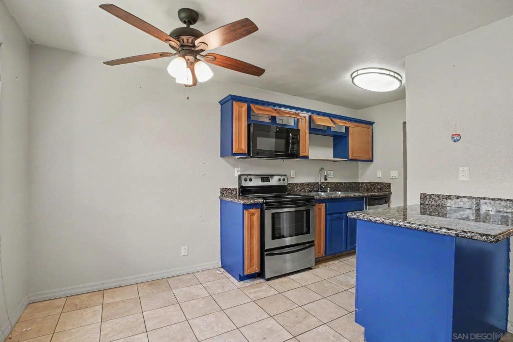 Photo of 930 Peach Avenue #11, El Cajon, CA 92021 (MLS # 260017295)