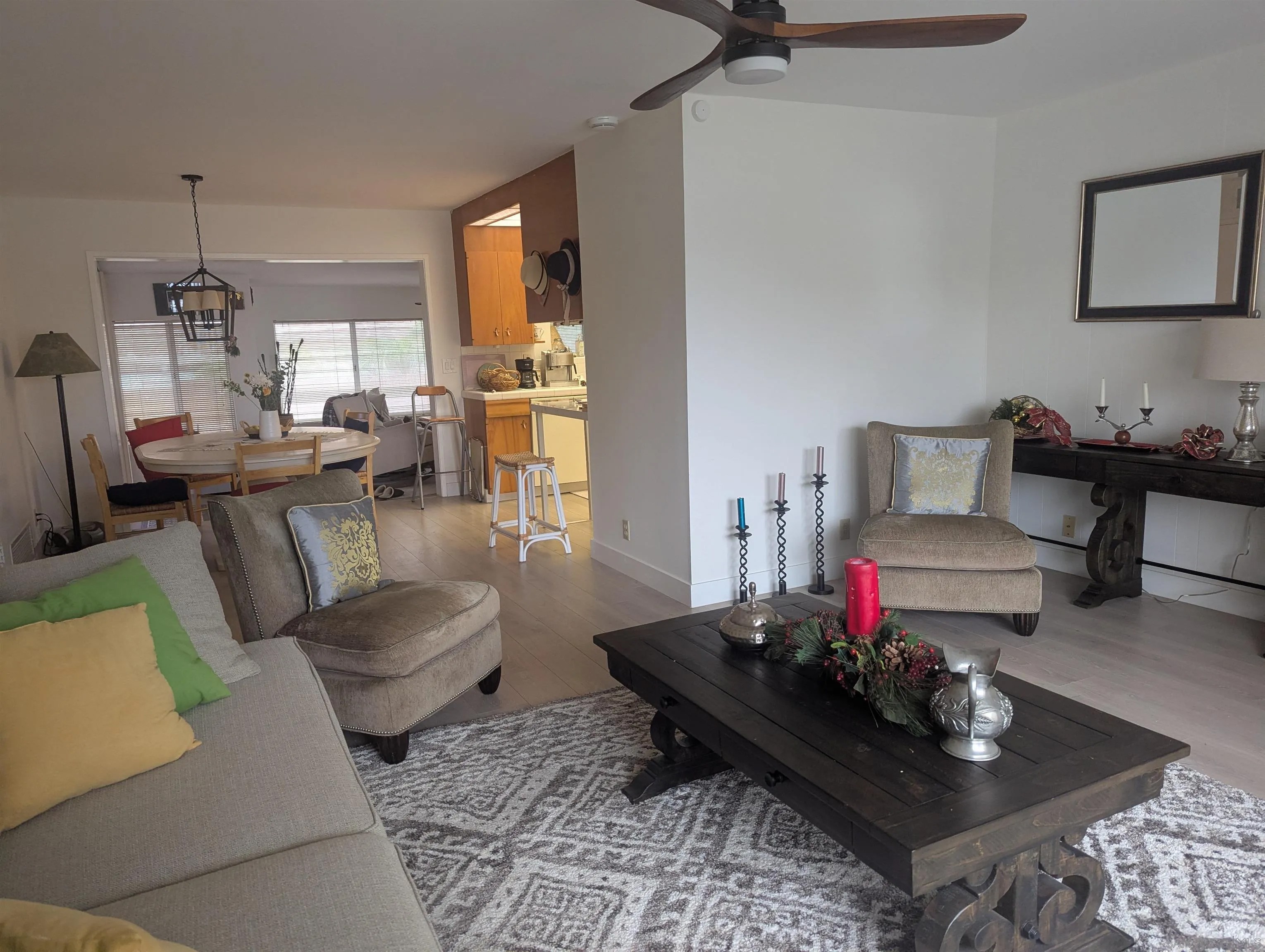 1181 W Mayberry West