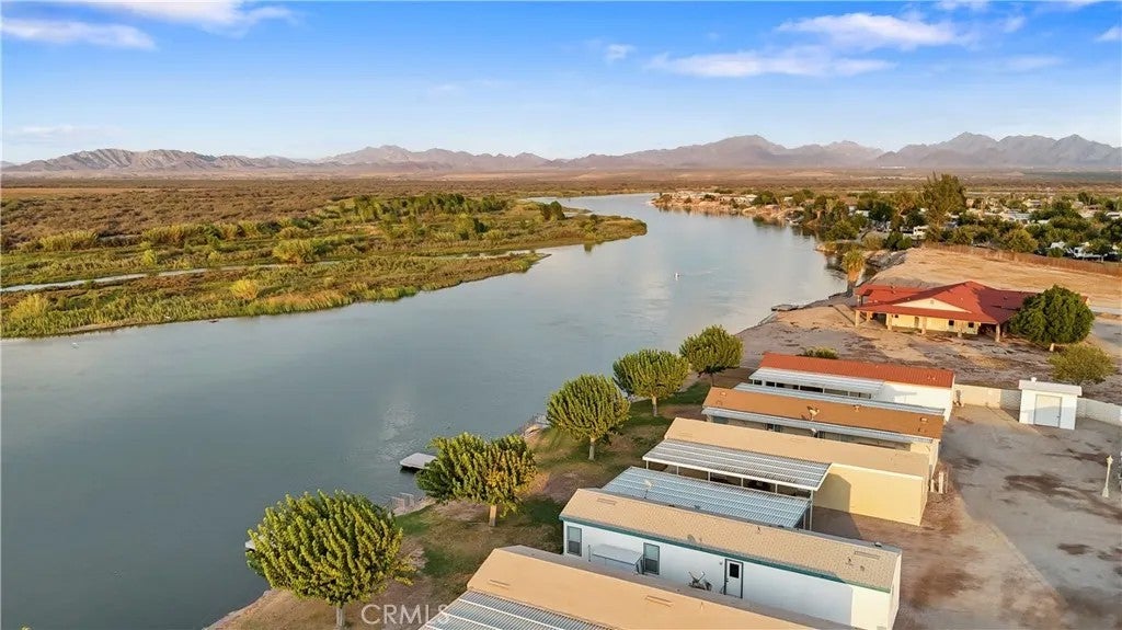 5900 Colorado River 5