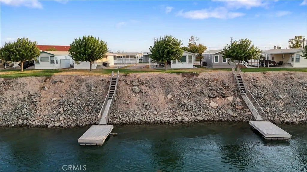 5900 Colorado River 5