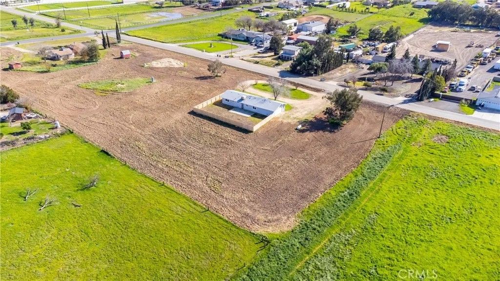 Photo of 34937 Avenue 13 1/2, Madera, CA 93636 (MLS # FR26077754)