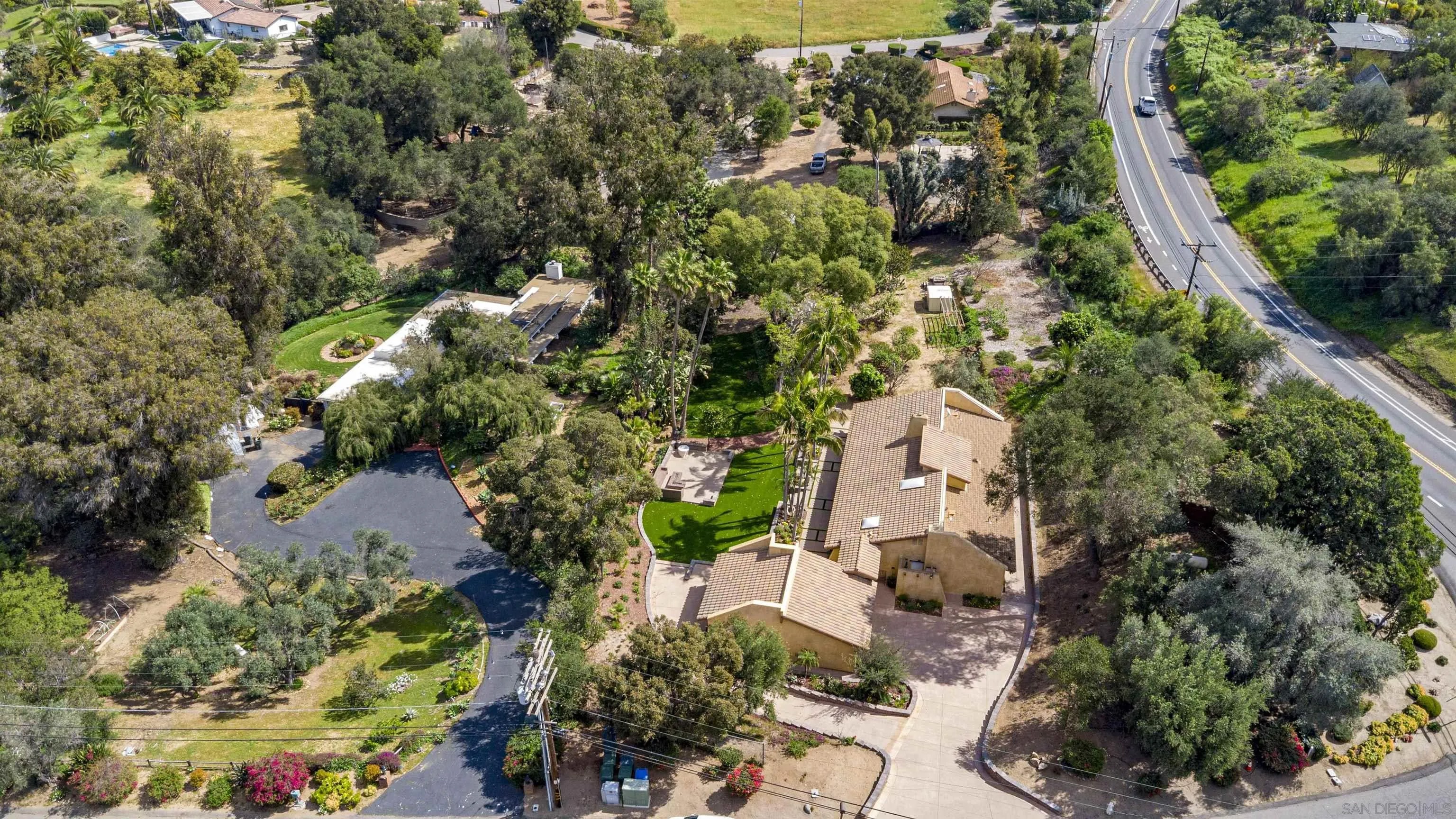 1315 Macadamia Drive