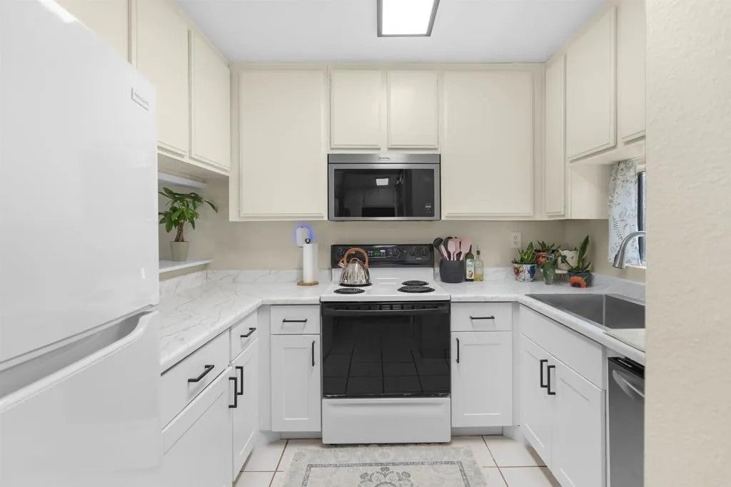 Photo of 7940 University Avenue #22, La Mesa, CA 91942 (MLS # PTP2608047)