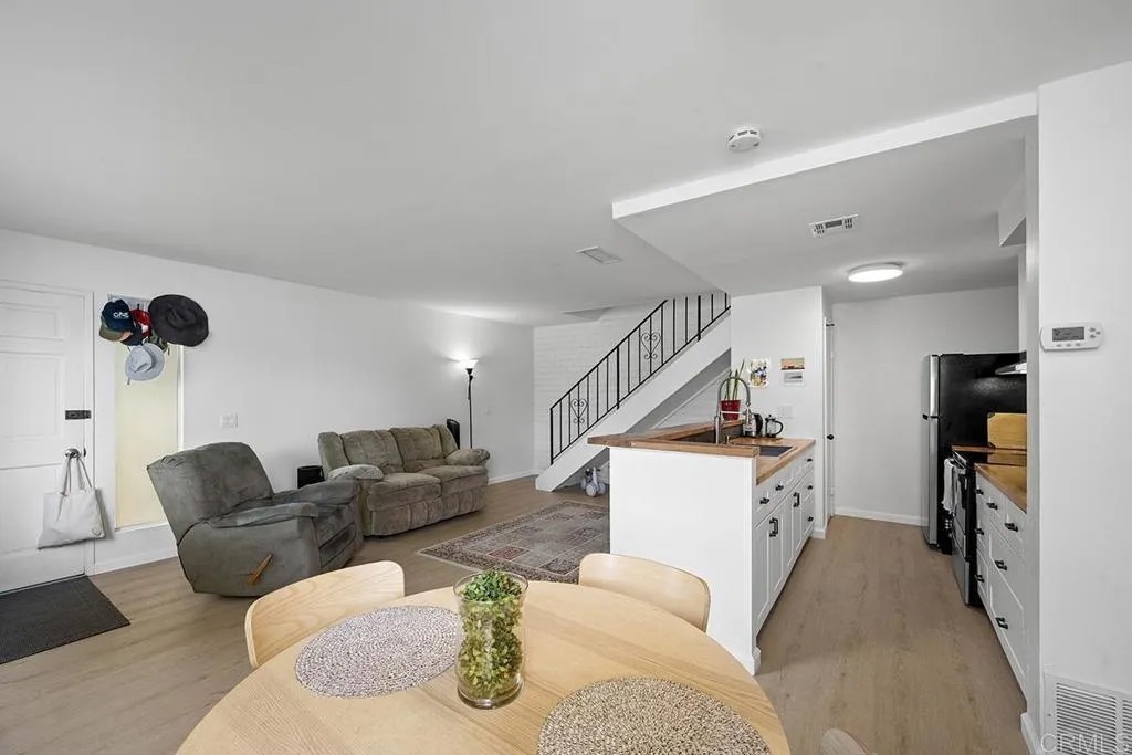 9851 Mission Viejo Ct 3