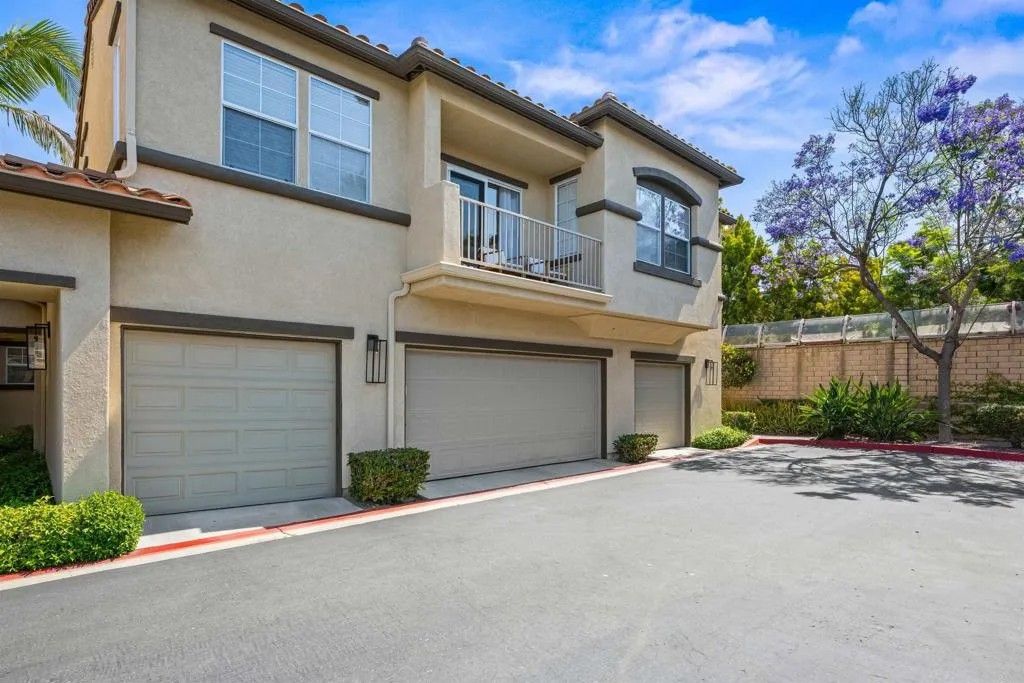 Photo of 638 Sumner Way #2, Oceanside, CA 92058 (MLS # NDP2507060)