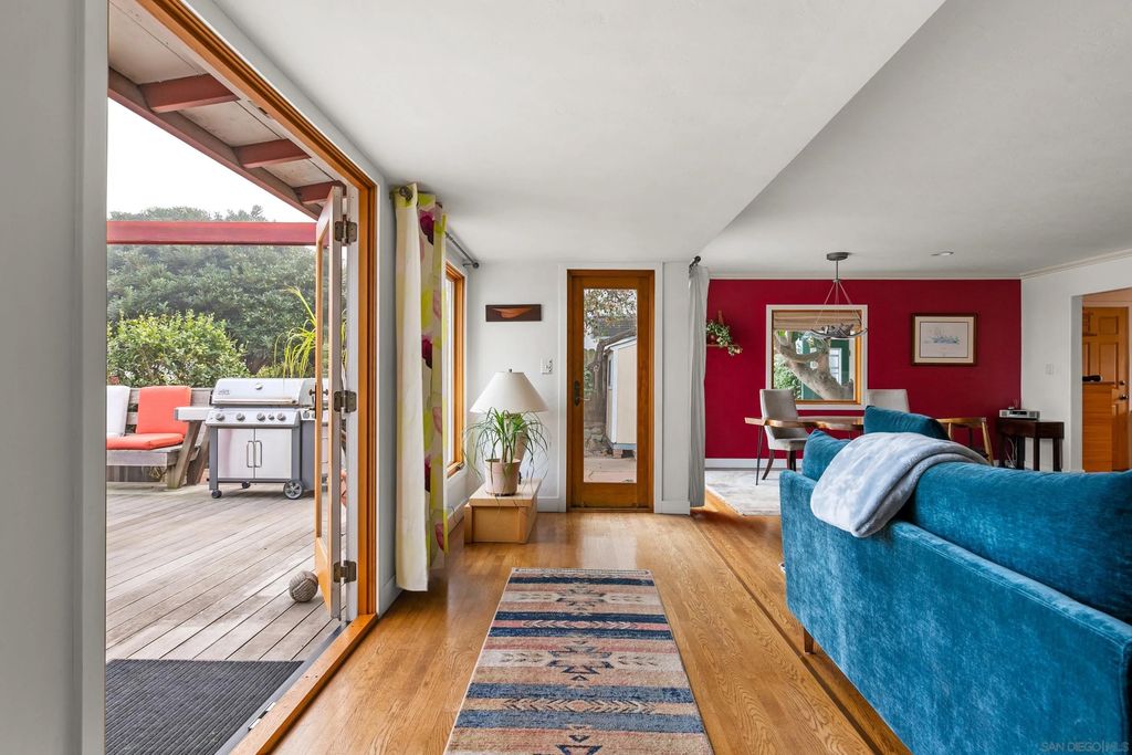 Photo of 541 Tarento Dr, San Diego, CA 92106 (MLS # 260008717)