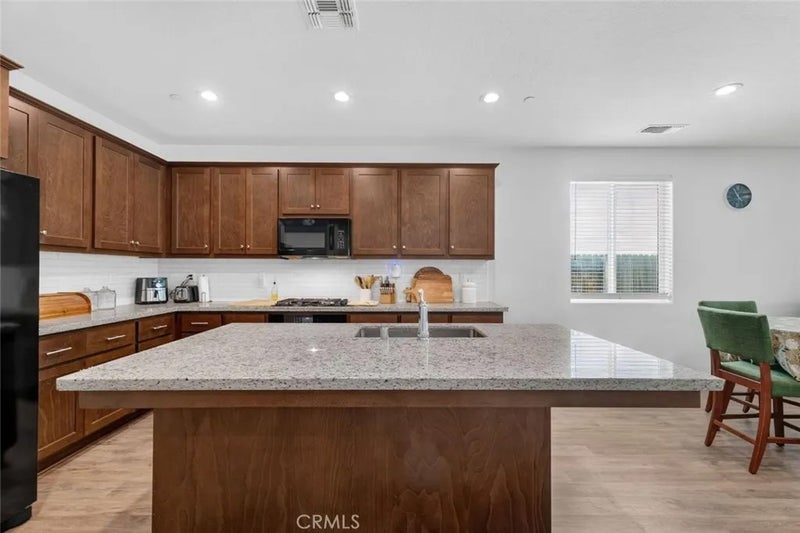 6231 E Berkeley