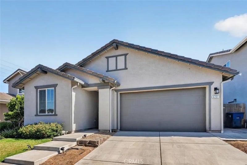 6231 E Berkeley