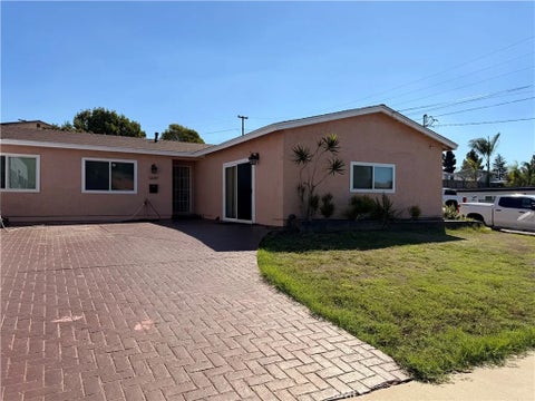 Photo of 1647 Melrose AVE, Chula Vista, CA 91911 (MLS # SW26231764)