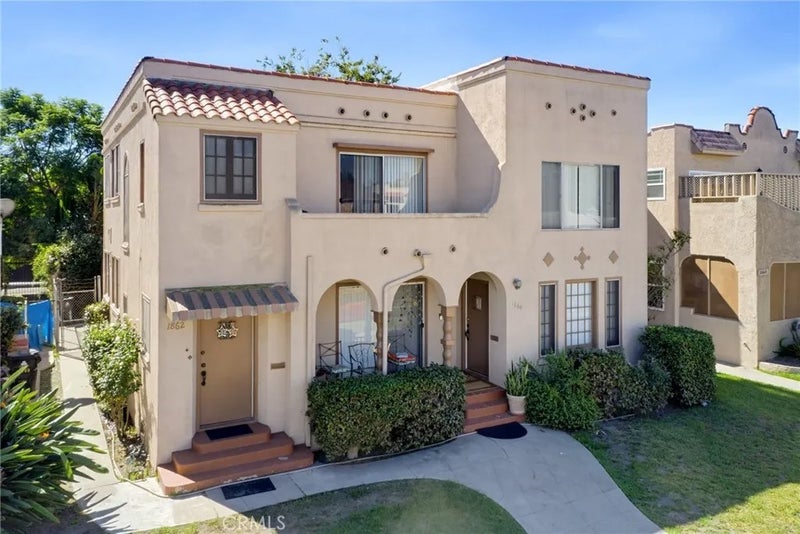 1862 W 54th Street