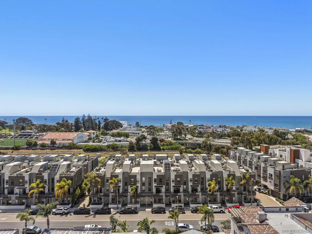 Photo of 2537 State St, Carlsbad, CA 92008 (MLS # 260009265)