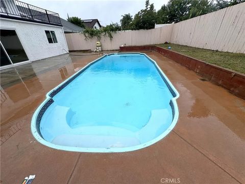 Tiny photo for 19935 Lanark Street, Canoga Park, CA 91306 (MLS # CV25250077)