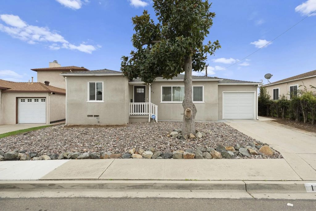 Photo of 1803 Duval St, San Diego, CA 92102 (MLS # 2600294)