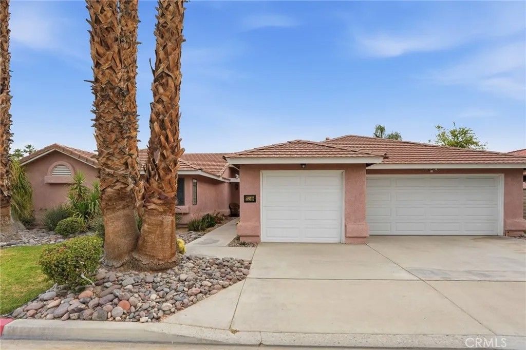 Photo of 75100 La Sierra Dr, Palm Desert, CA 92211 (MLS # GD26091608)