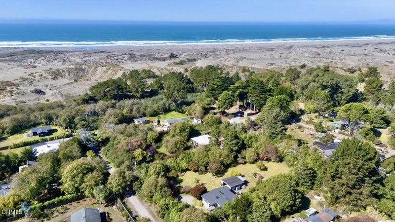 33200 Ocean View Drive