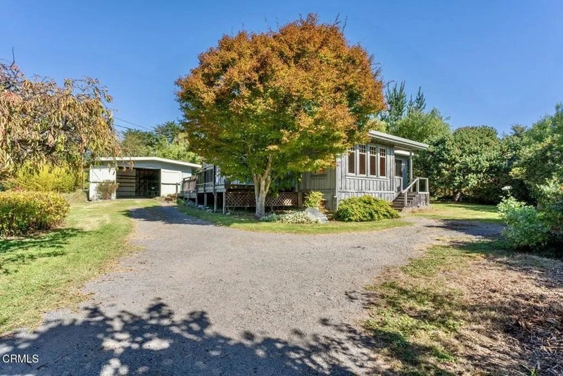 33200 Ocean View Drive