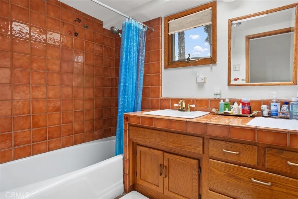 3264 SHEARER CROSSING