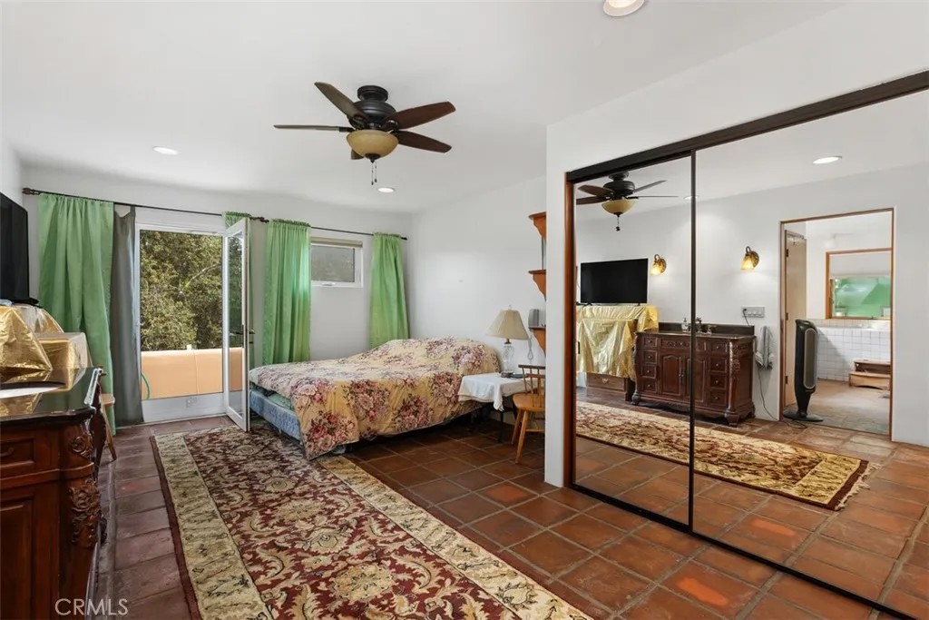 3264 SHEARER CROSSING