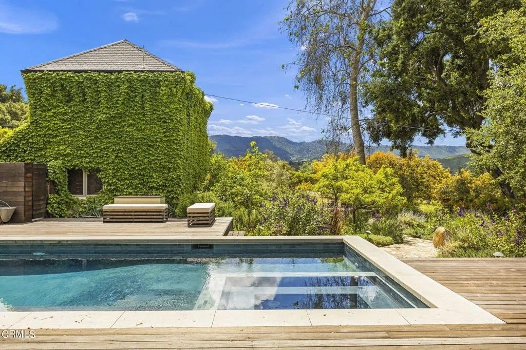 Photo of 4230 Thacher Road, Ojai, CA 93023 (MLS # V1-33571)