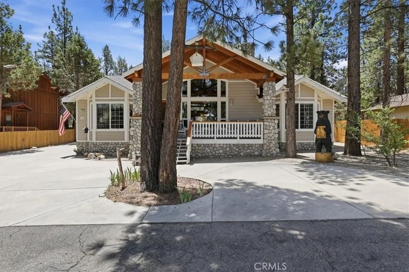 2168 Fern Lane