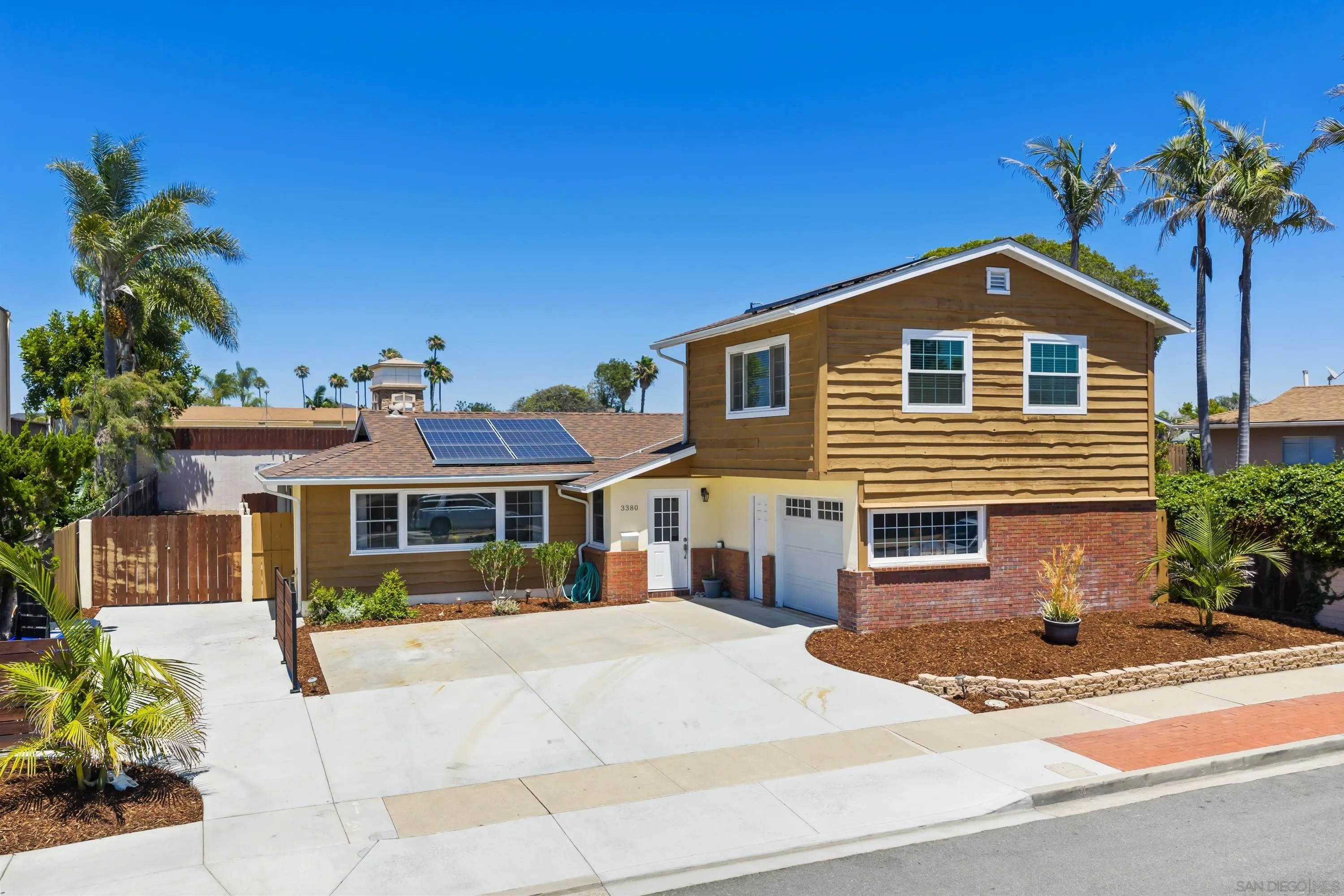 3380 Moraga Court