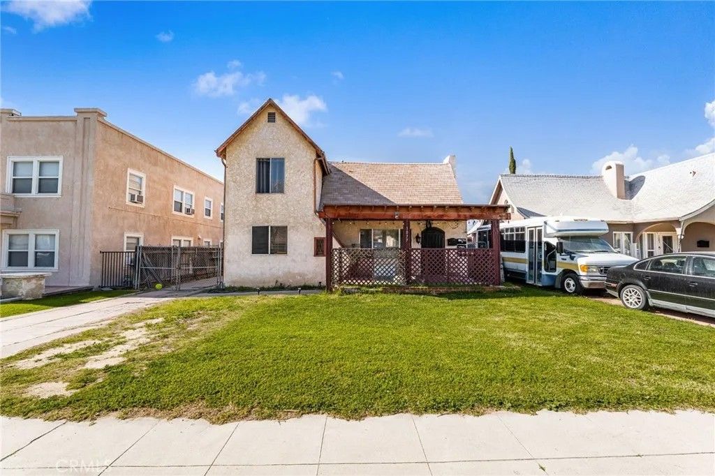 Photo of 1077 N La Cadena Dr, Colton, CA 92324 (MLS # CV26036199)