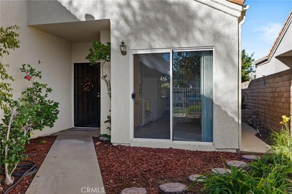 Photo of 40395 Via Malagas, Murrieta, CA 92562 (MLS # IG26024764)