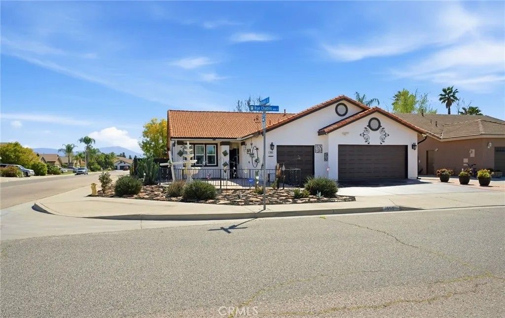 Photo of 1853 Rue Chablis, San Jacinto, CA 92583 (MLS # SW26046304)