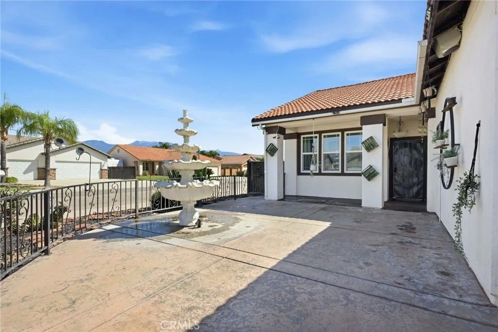 Photo of 1853 Rue Chablis, San Jacinto, CA 92583 (MLS # SW26046304)