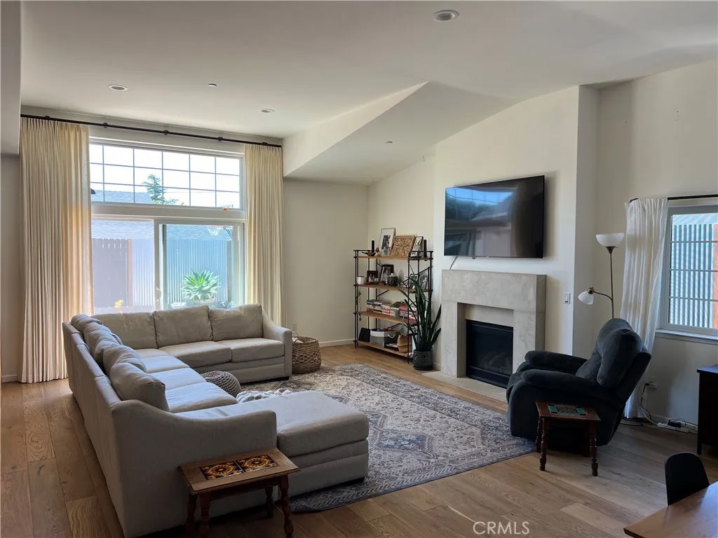 375 Mads Place