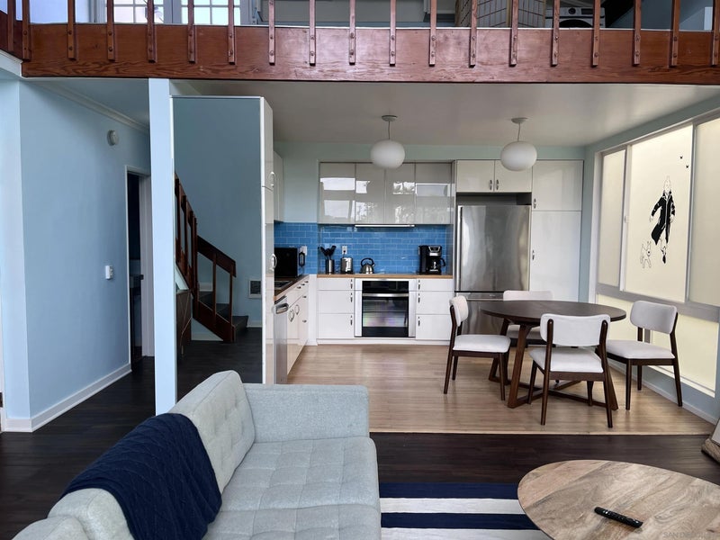25 Spinnaker St 12