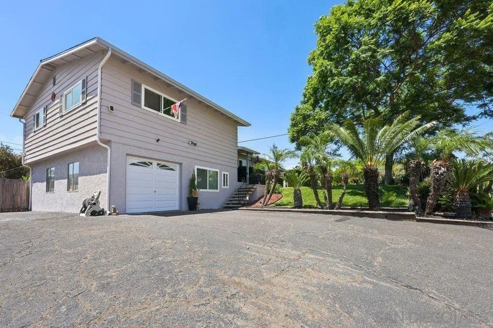 625 Corona CT