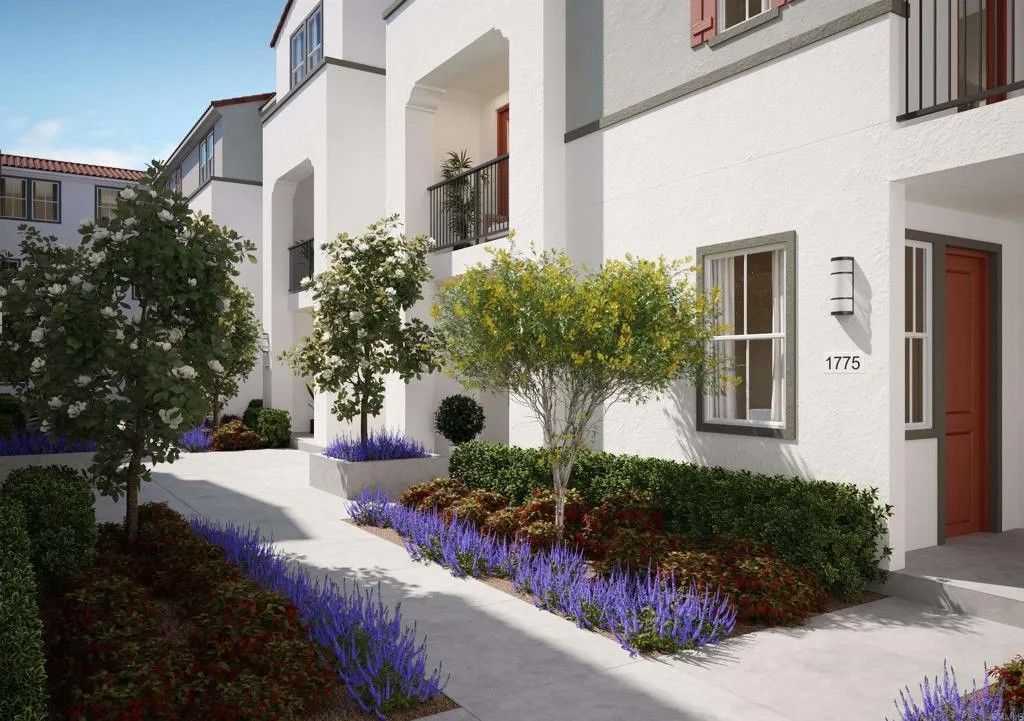 Photo of 514 Avenida Centro #114, Chula Vista, CA 91901 (MLS # NDP2511126)