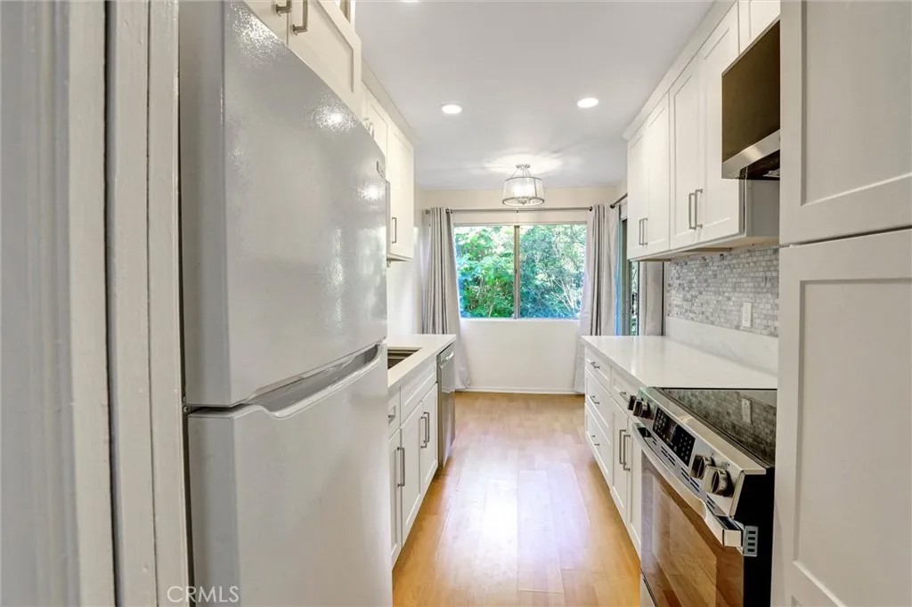 1301 S Atlantic Boulevard 425B