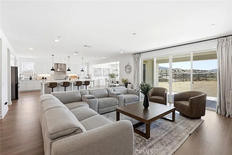 39648 Canter Court